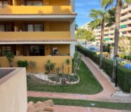 Простора квартира в Ориуэле Коста з терасами 95 кв.м