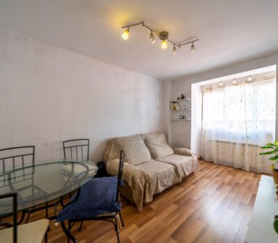 Апартаменти 55 кв.м в Мадриді з терасою та 3 кімнатами