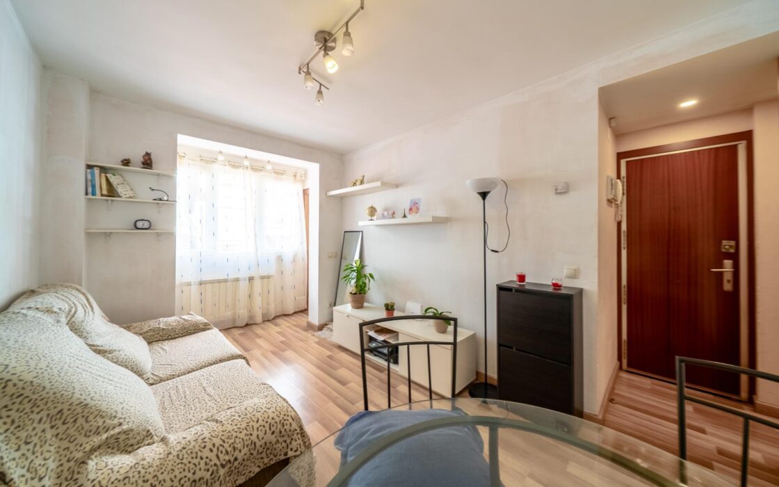 Апартаменти 55 кв.м в Мадриді з терасою та 3 кімнатами