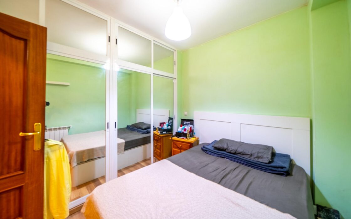 Апартаменти 55 кв.м в Мадриді з терасою та 3 кімнатами