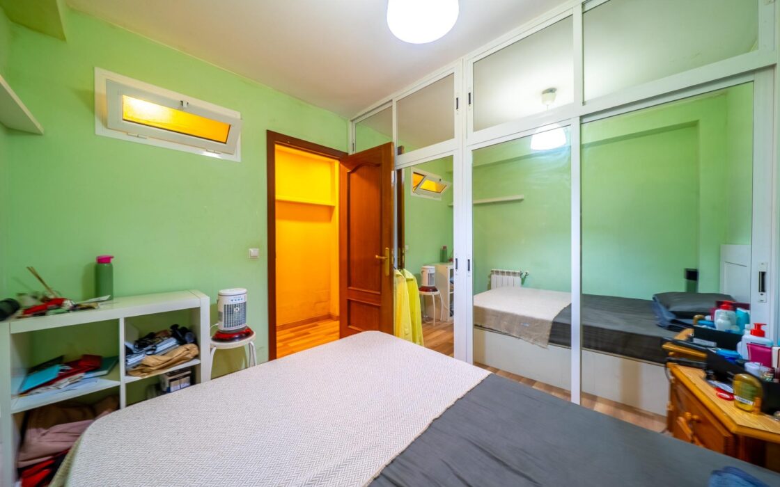 Апартаменти 55 кв.м в Мадриді з терасою та 3 кімнатами