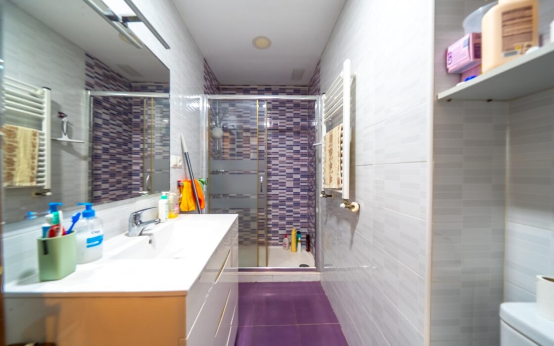 Апартаменти 55 кв.м в Мадриді з терасою та 3 кімнатами