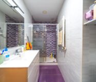 Апартаменти 55 кв.м в Мадриді з терасою та 3 кімнатами