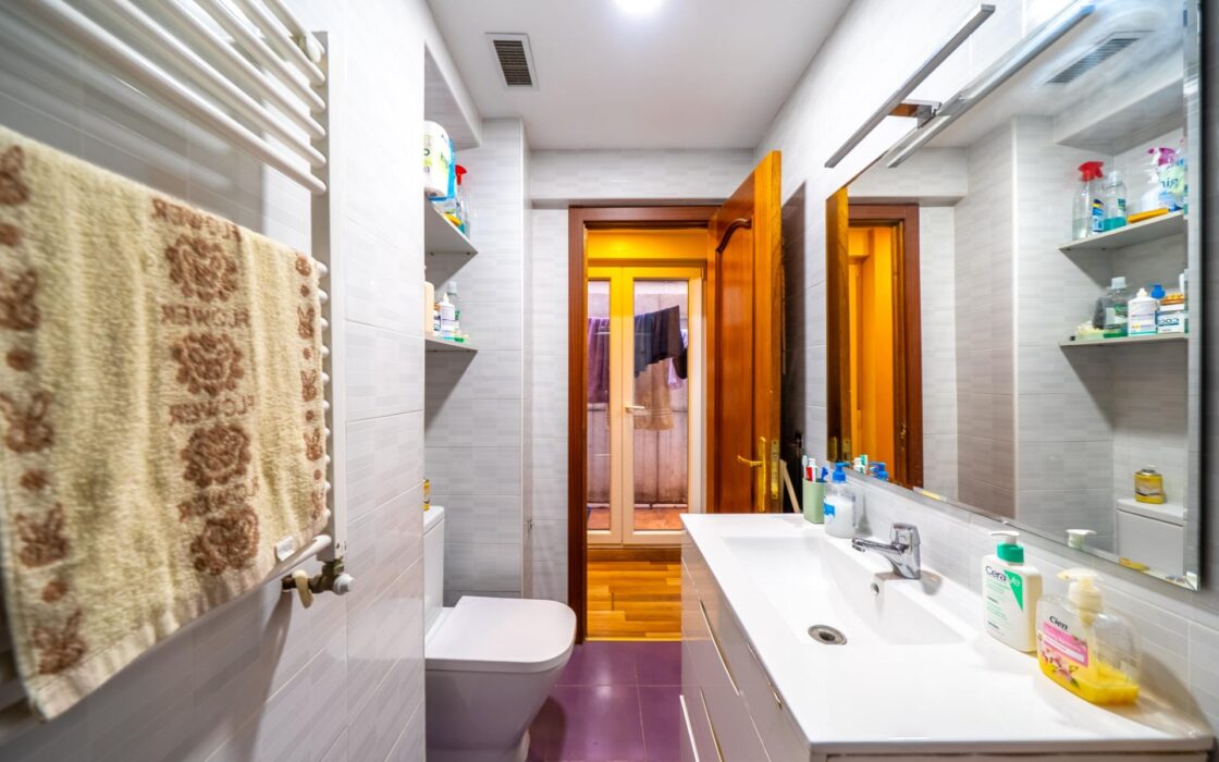 Апартаменти 55 кв.м в Мадриді з терасою та 3 кімнатами