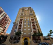 Квартира в Торревьехе 93 кв.м с видом на море и террасой