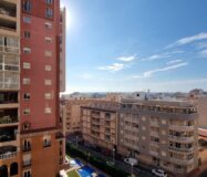 Квартира в Торревьехе 93 кв.м с видом на море и террасой