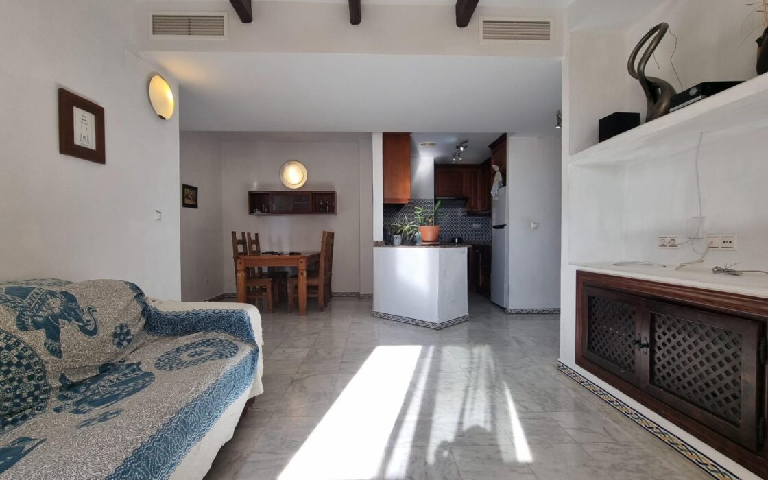 Квартира в Торревьехе 93 кв.м с видом на море и террасой