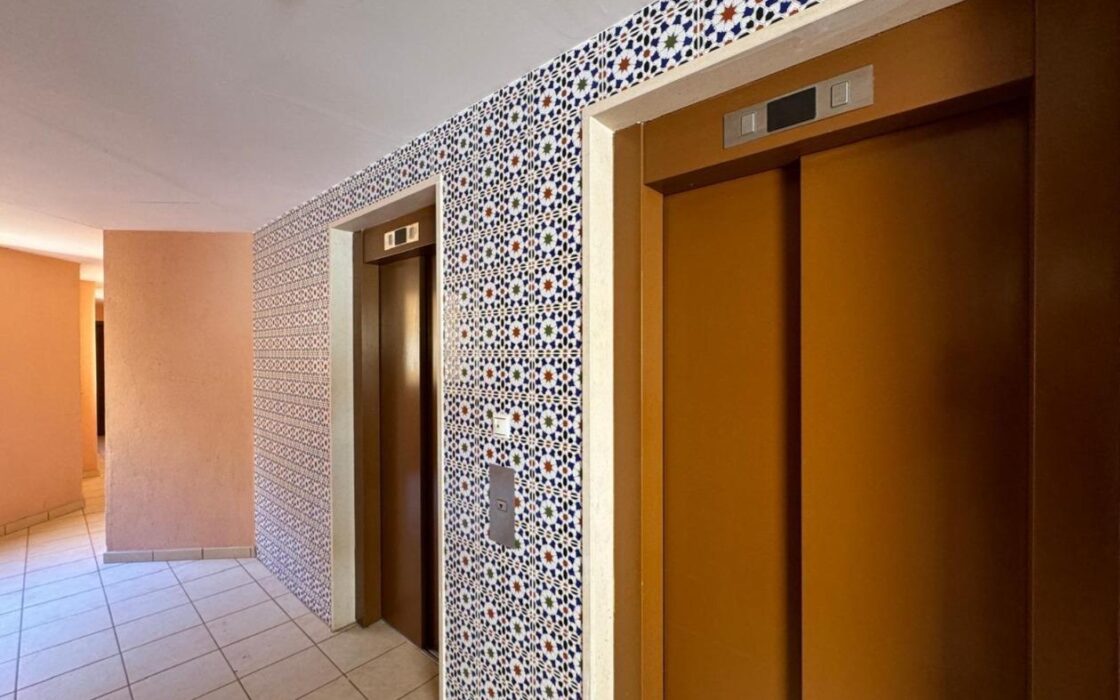 Квартира в Торревьехе 93 кв.м с видом на море и террасой