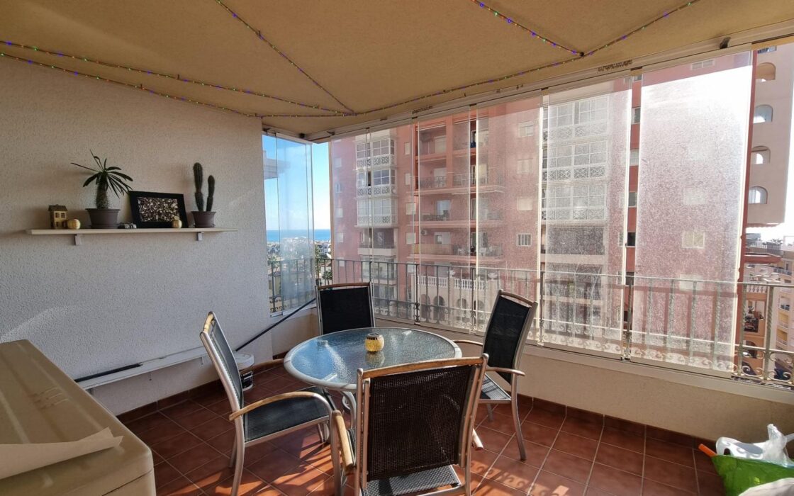 Квартира в Торревьехе 93 кв.м с видом на море и террасой