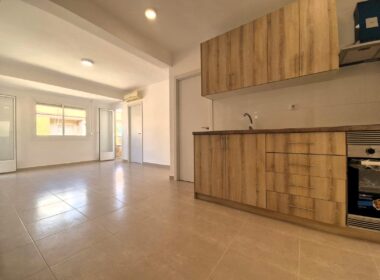 Апартаменты 64 кв.м с балконом в Аликанте, Altozano