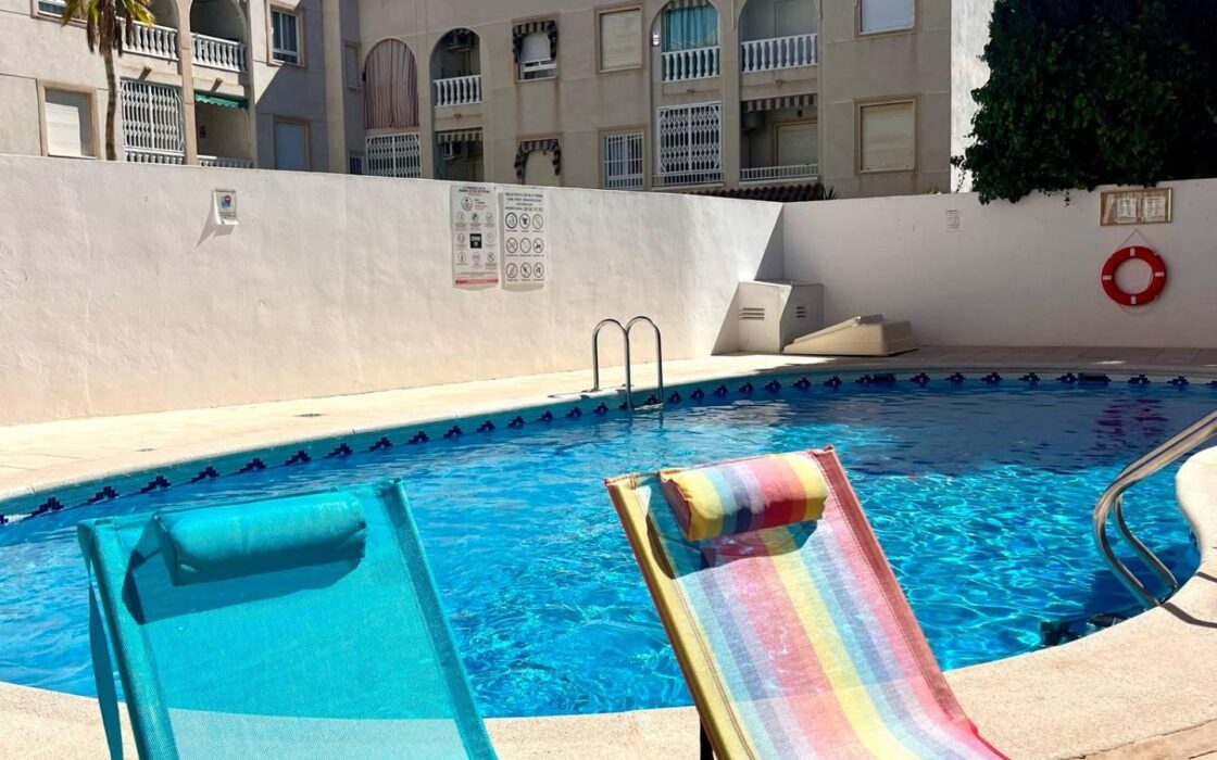 Отремонтированная квартира у моря в Торревьехе 45 кв.м