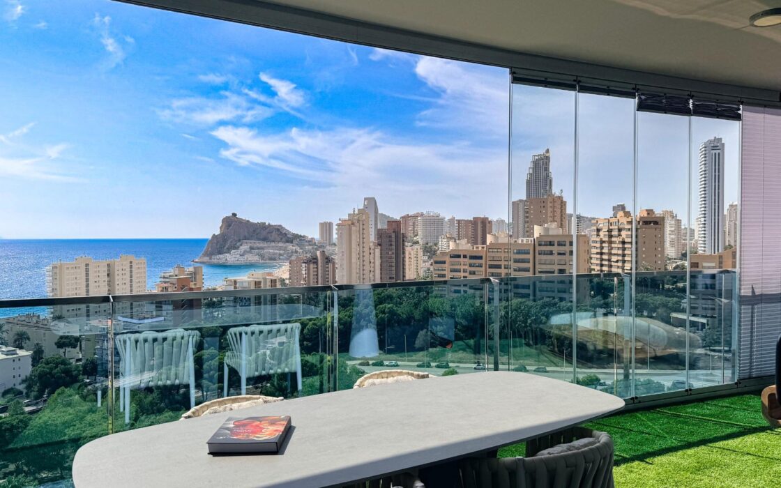 Апартаменты в Бенидорме 154 кв.м с видом на море и террасой