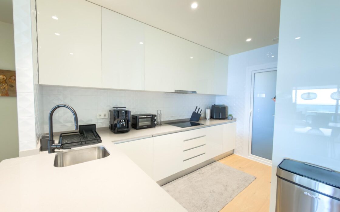 Апартаменты в Бенидорме 154 кв.м с видом на море и террасой