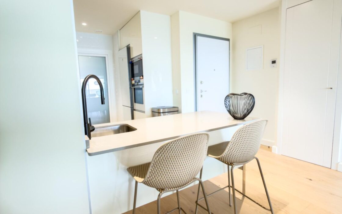 Апартаменты в Бенидорме 154 кв.м с видом на море и террасой