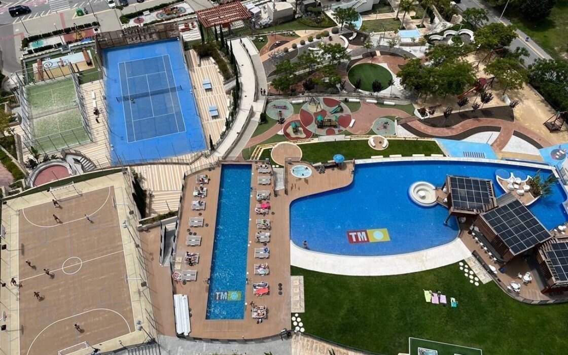 Апартаменты в Бенидорме 154 кв.м с видом на море и террасой