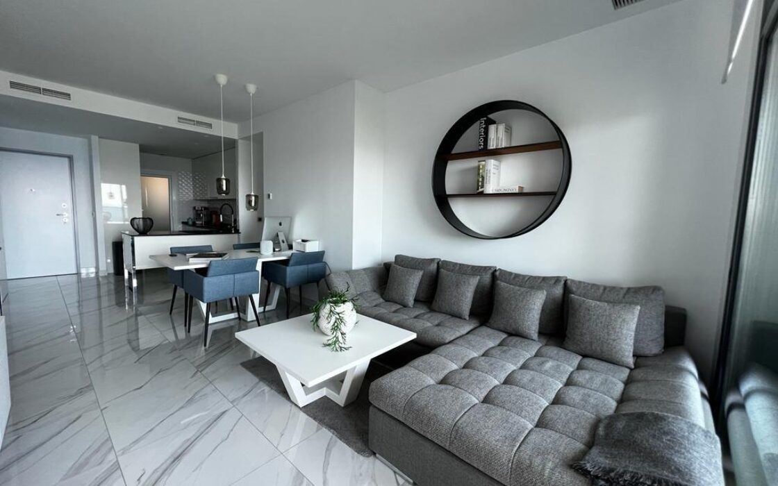 Апартаменты с видом на море в Бенидорме 112 кв.м 3 комнаты