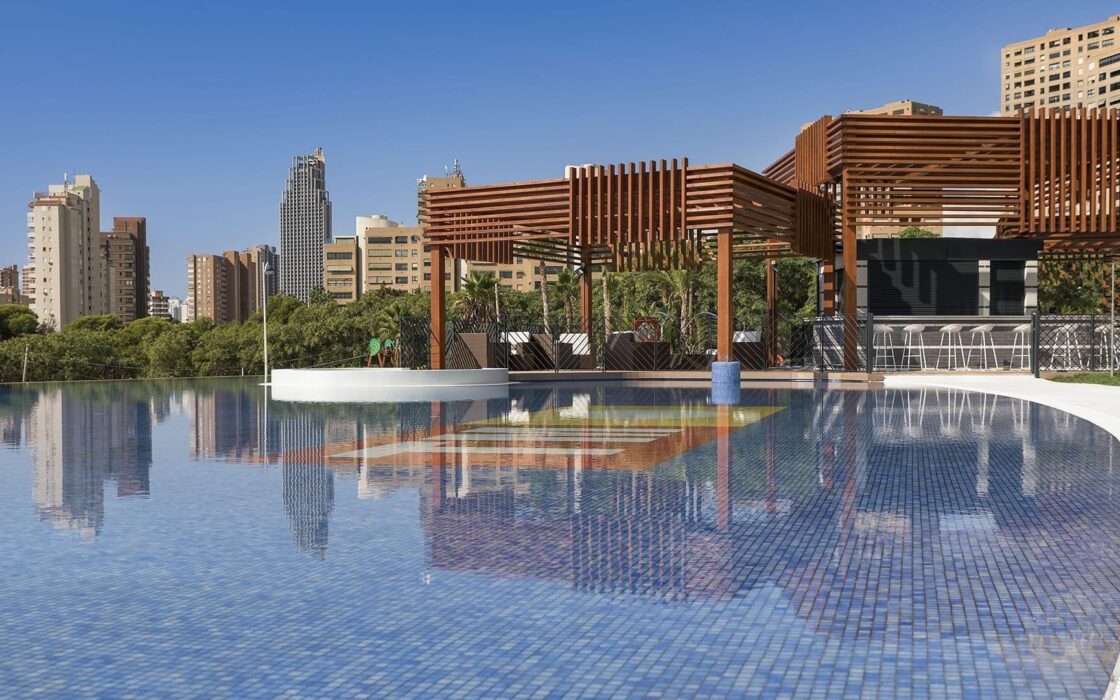 Апартаменты с видом на море в Бенидорме 112 кв.м 3 комнаты