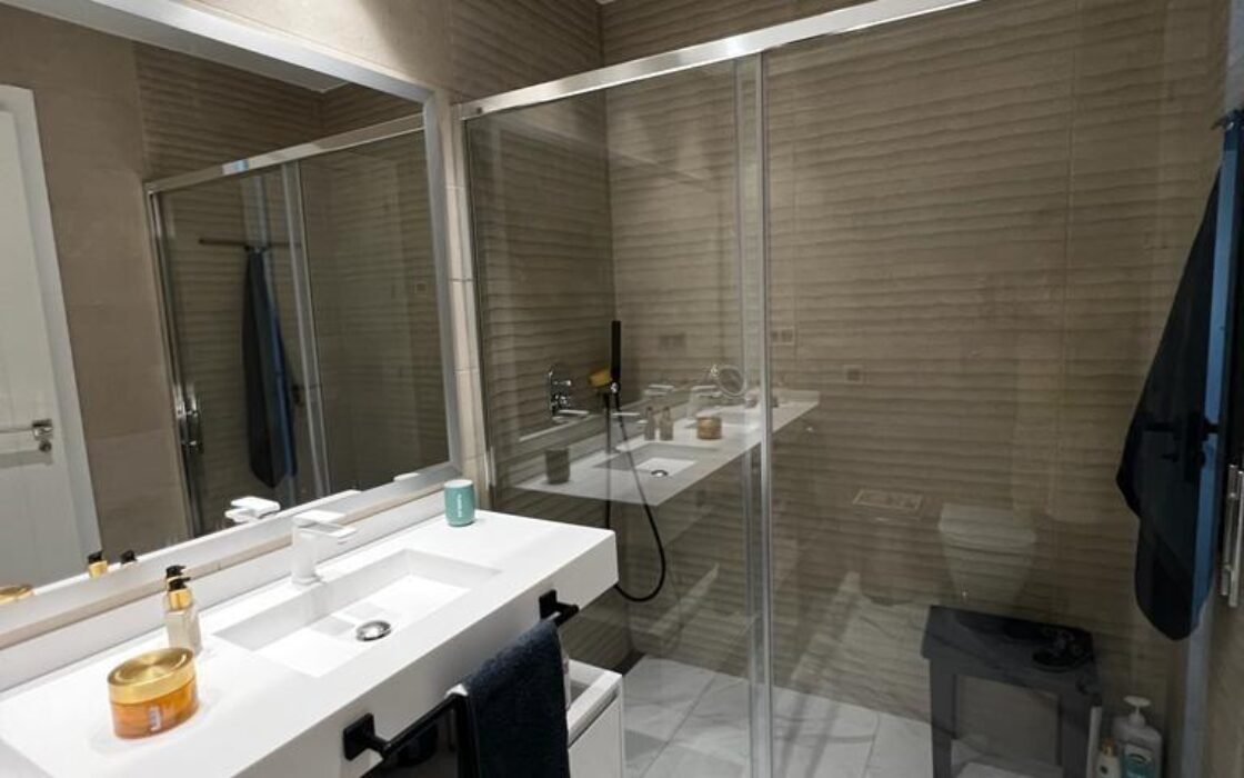 Апартаменты с видом на море в Бенидорме 112 кв.м 3 комнаты