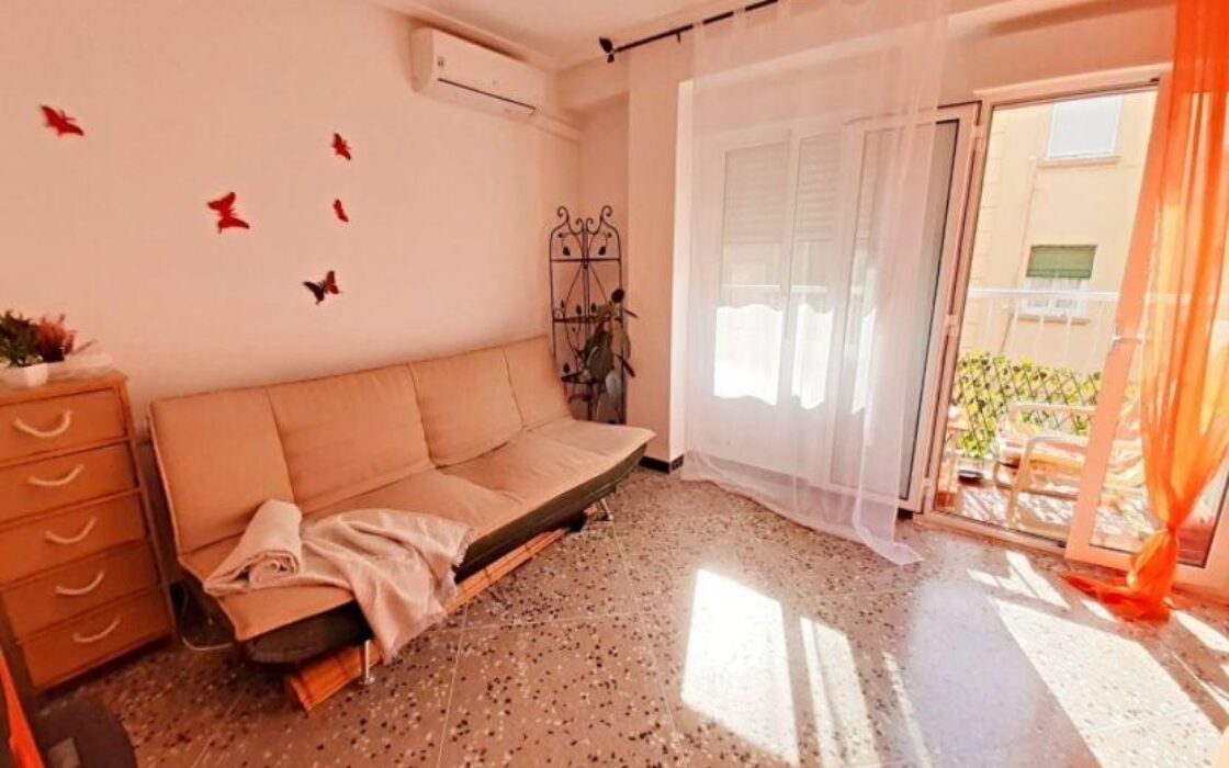 Квартира в Монтеоливете, Валенсия, 71 кв.м с балконом