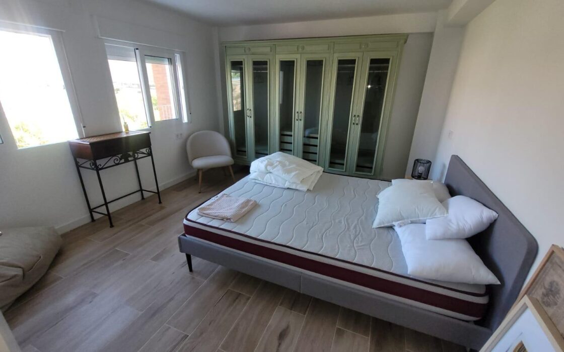 Апартаменты с видом на море в Аликанте 69 кв.м 3 комнаты