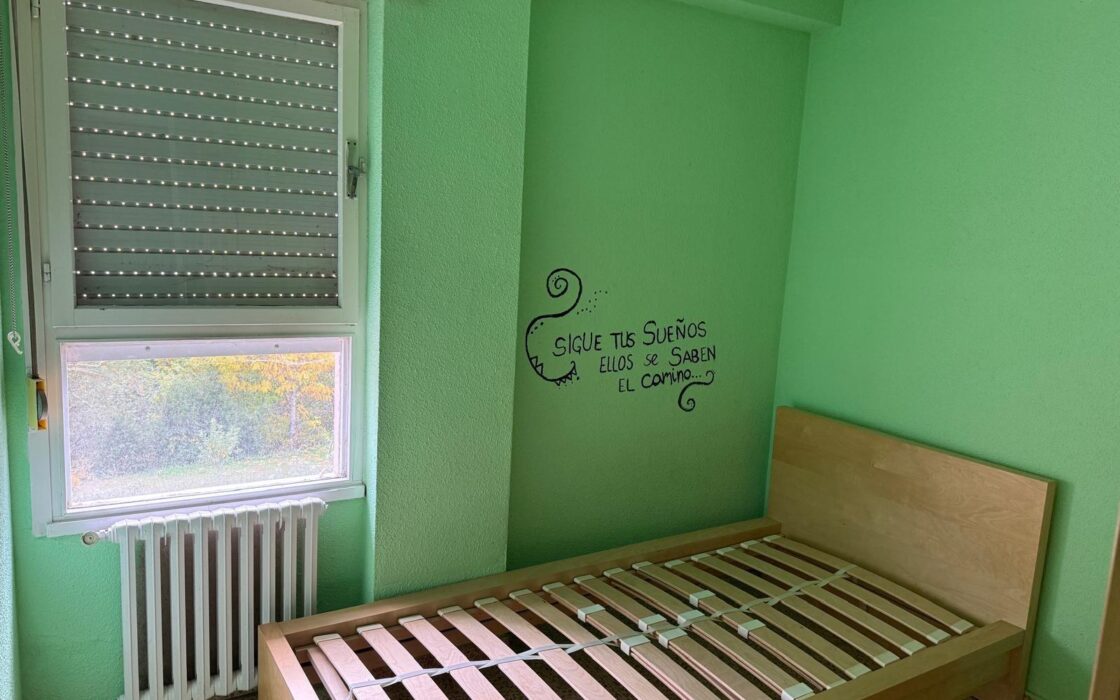 Апартаменты 70 кв.м с террасой в Degaña 4 комнаты