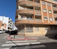 Апартамент в Торревьехе 73 кв.м у пляжа Кура с террасой