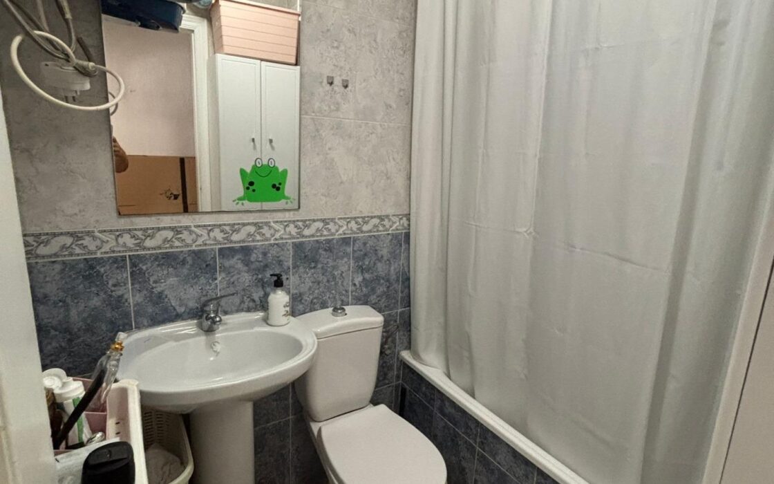 Апартамент в Торревьехе 73 кв.м у пляжа Кура с террасой