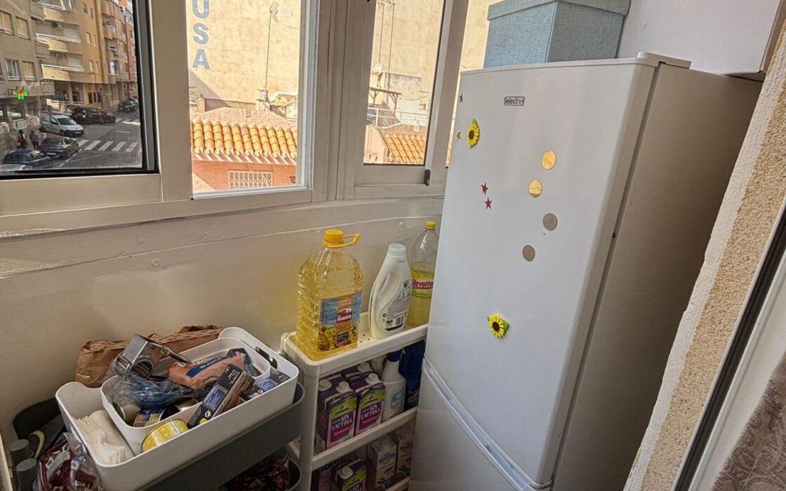 Апартамент в Торревьехе 73 кв.м у пляжа Кура с террасой