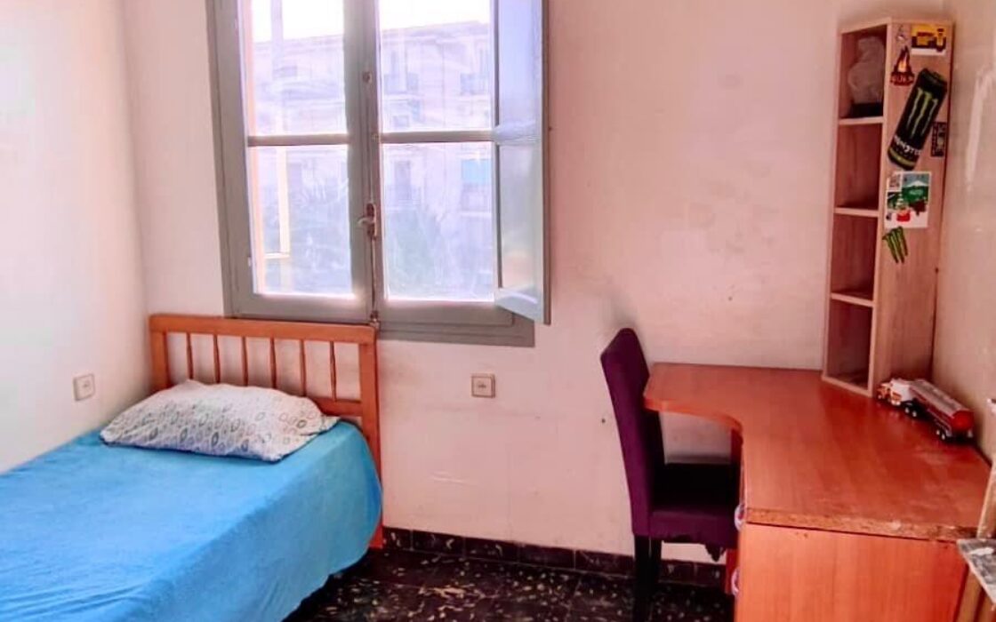 Дуплекс в Аликанте, 3 спальни, рядом с парком и пляжем