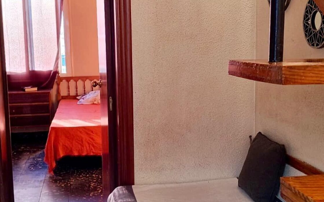 Дуплекс в Аликанте, 3 спальни, рядом с парком и пляжем