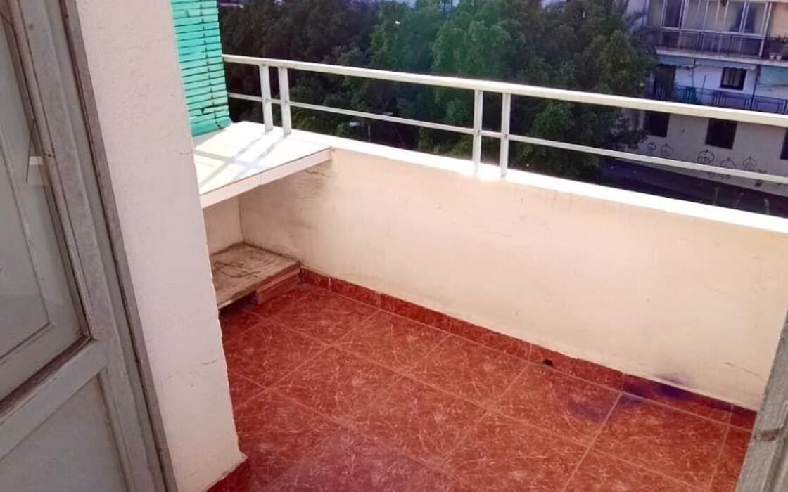 Дуплекс в Аликанте, 3 спальни, рядом с парком и пляжем