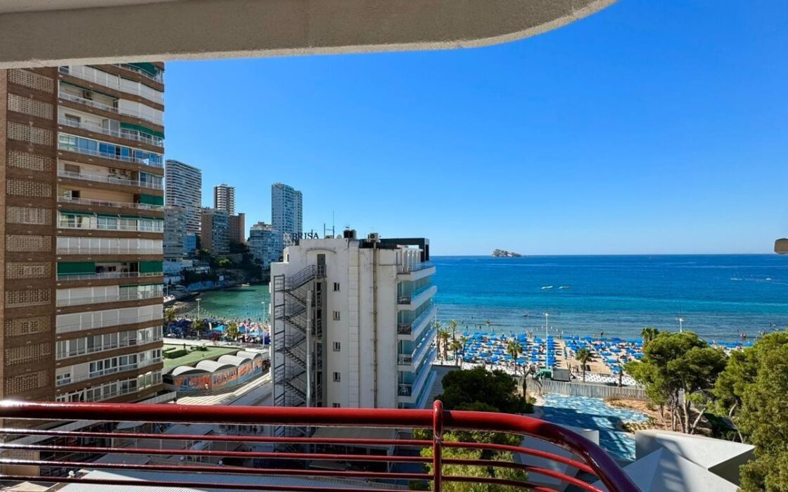 Апартамент 129 кв.м в Бенидорме с видом на море