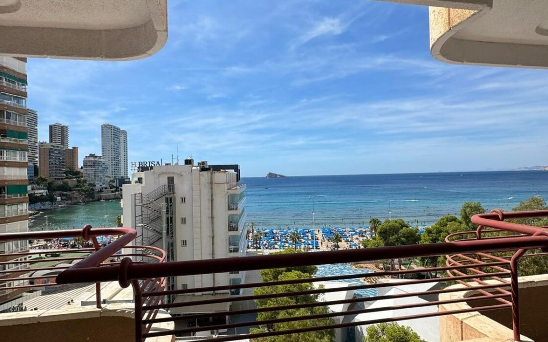 Апартамент 129 кв.м в Бенидорме с видом на море