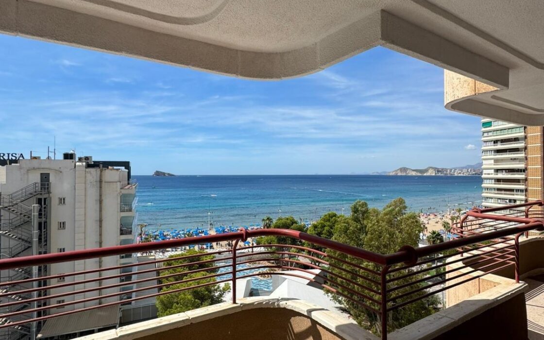 Апартамент 129 кв.м в Бенидорме с видом на море