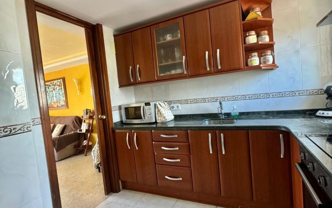 Апартамент 129 кв.м в Бенидорме с видом на море