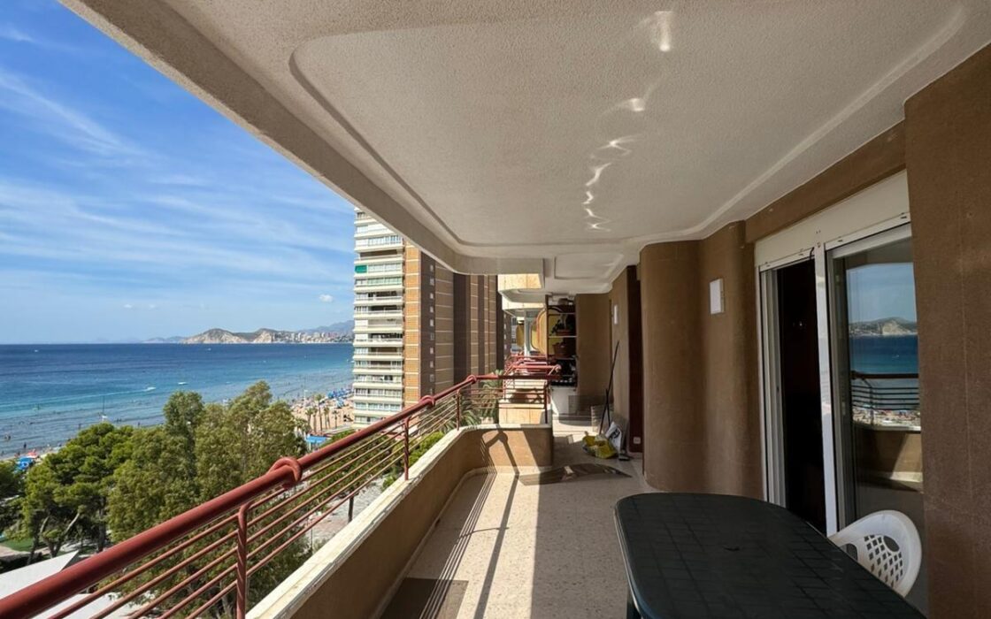 Апартамент 129 кв.м в Бенидорме с видом на море