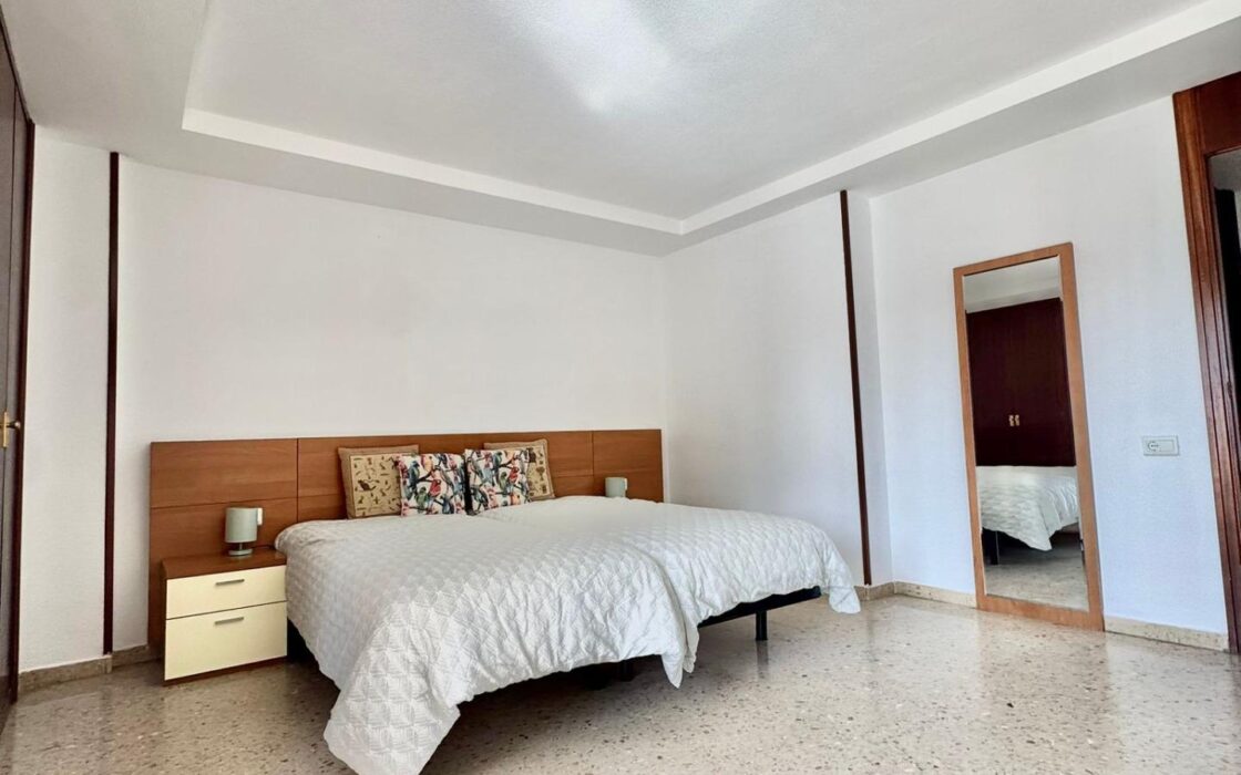 Апартамент 129 кв.м в Бенидорме с видом на море