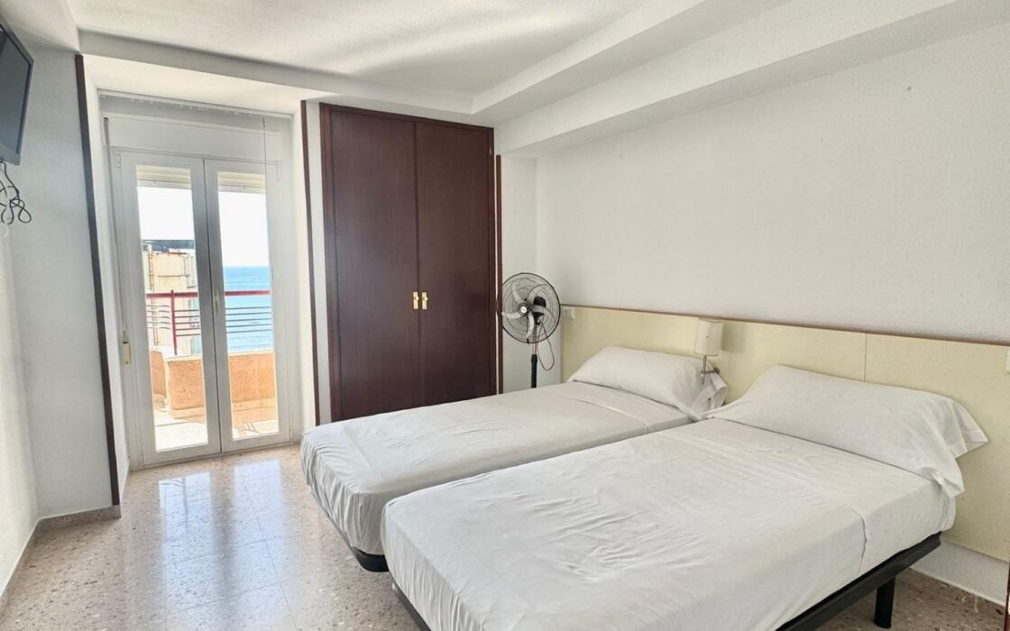 Апартамент 129 кв.м в Бенидорме с видом на море