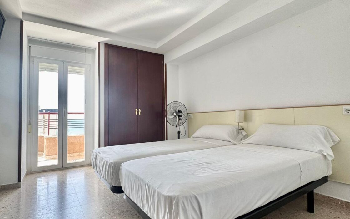 Апартамент 129 кв.м в Бенидорме с видом на море