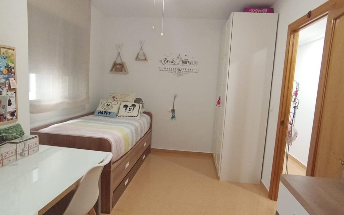 Апартамент в San Vicente del Raspeig 118 кв.м с балконом