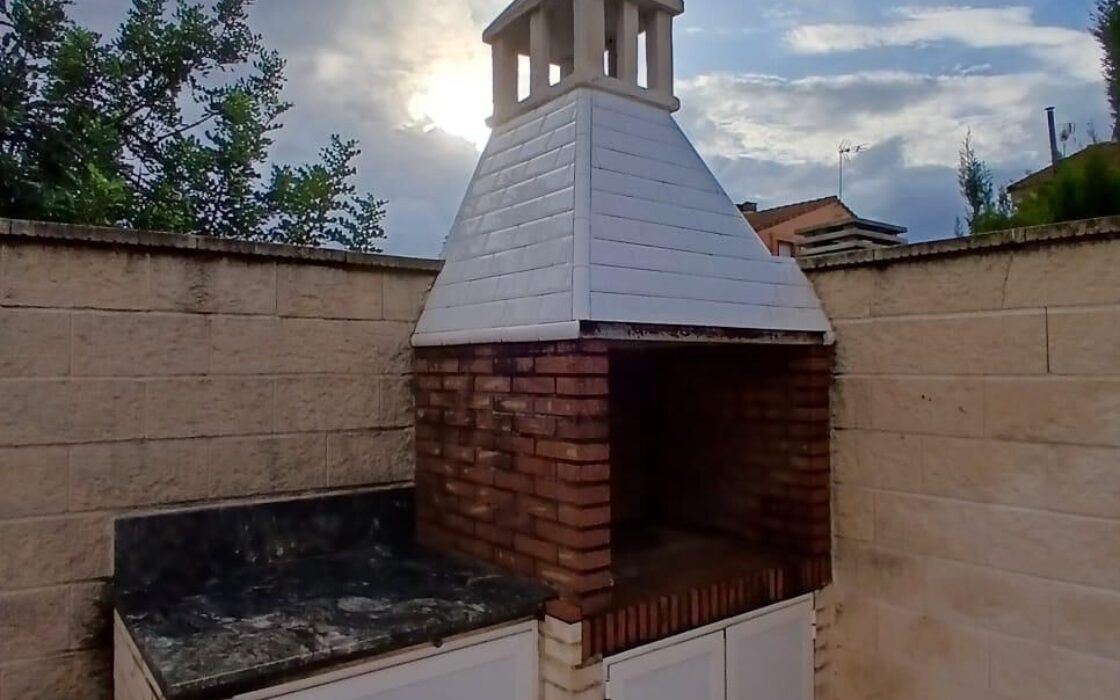 Апартаменти в Бетера 197 кв.м з басейном та 4 спальнями