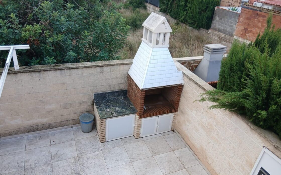 Апартаменти в Бетера 197 кв.м з басейном та 4 спальнями