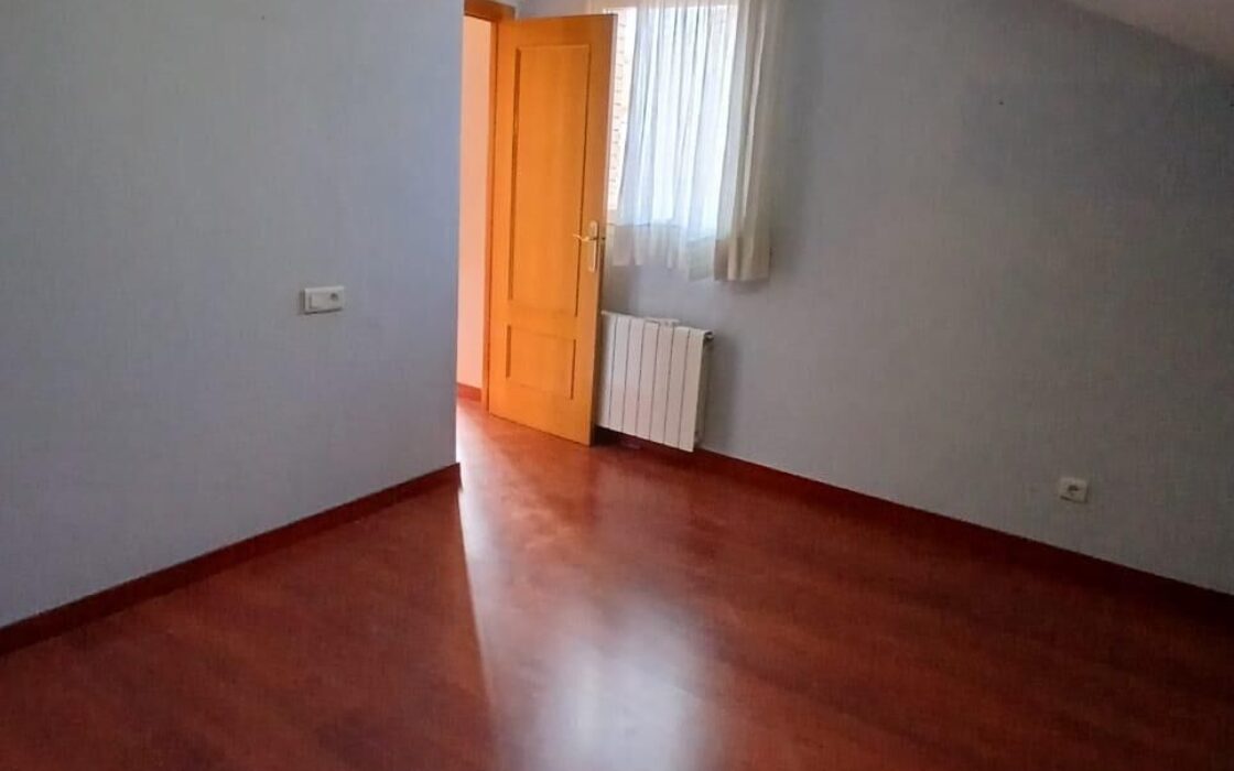 Апартаменти в Бетера 197 кв.м з басейном та 4 спальнями