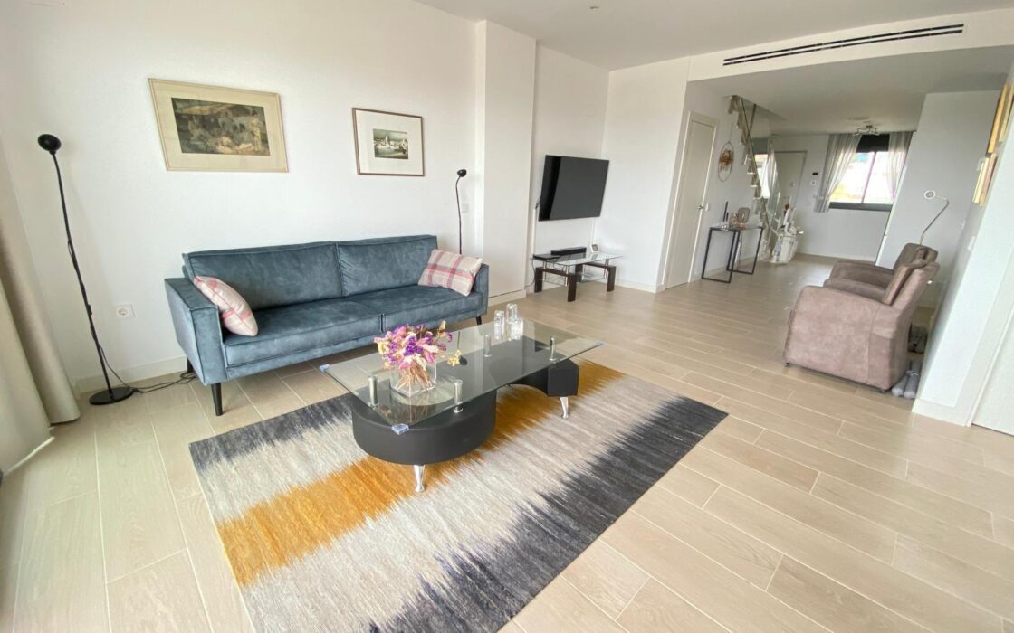 Дуплекс 3 спальни в Finestrat с видом на море