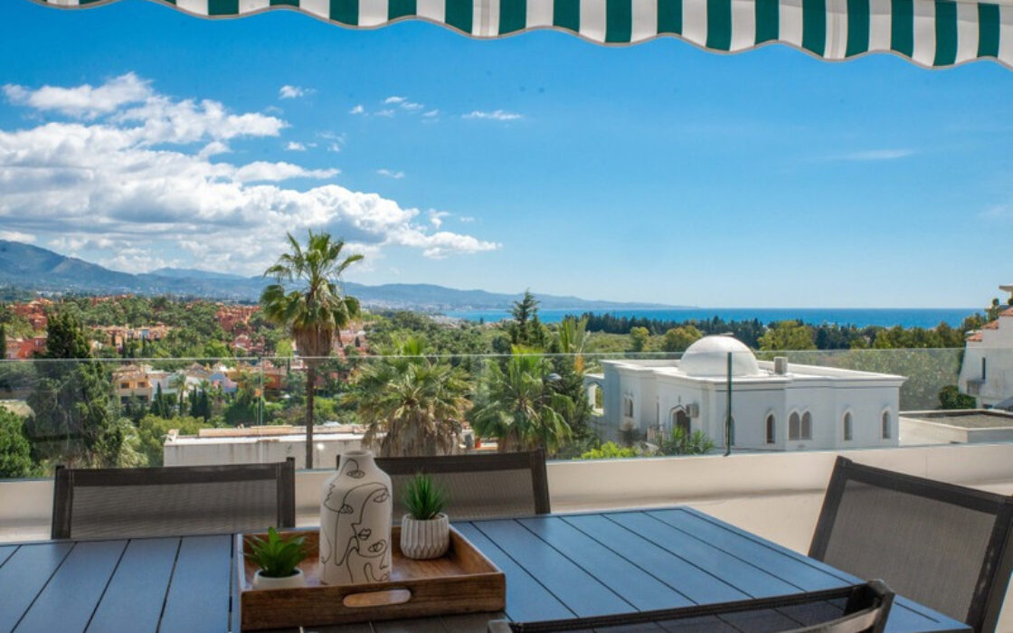 Апартаменты в Нуэва Андалусия, 125 кв.м, с террасой