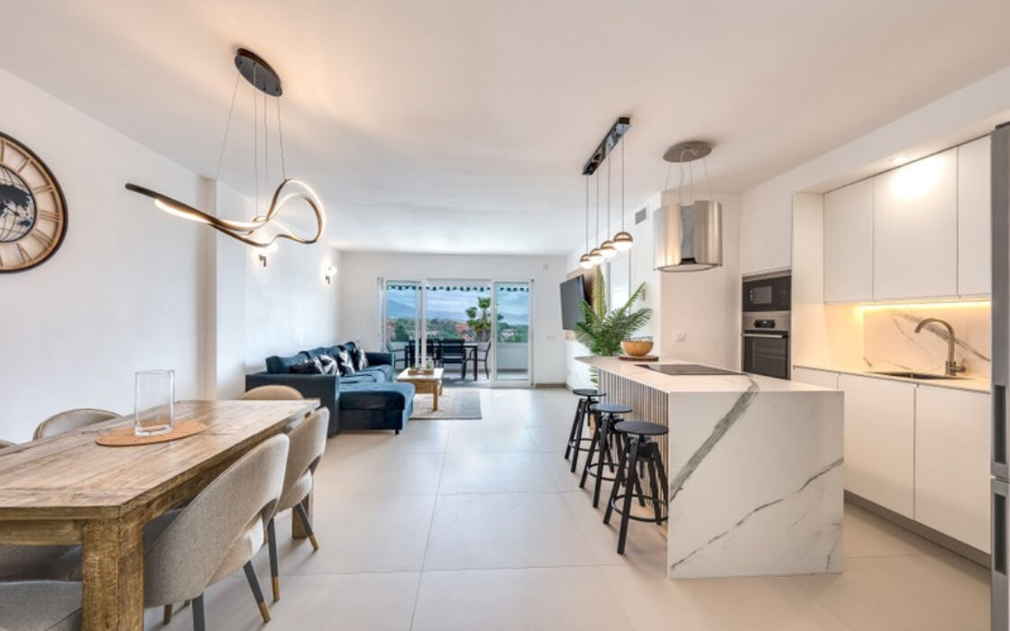 Апартаменты в Нуэва Андалусия, 125 кв.м, с террасой