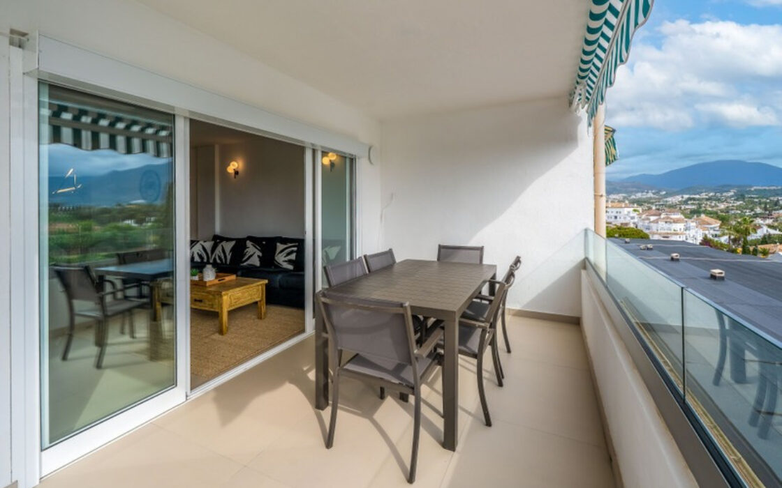 Апартаменты в Нуэва Андалусия, 125 кв.м, с террасой