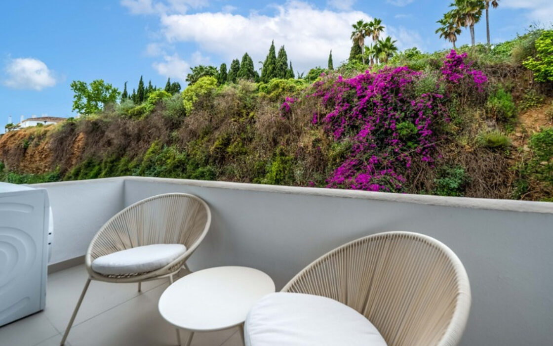 Апартаменты в Нуэва Андалусия, 125 кв.м, с террасой