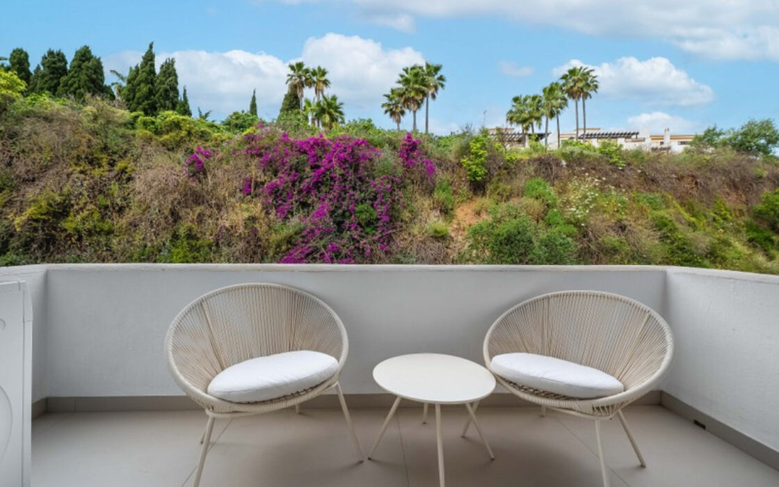 Апартаменты в Нуэва Андалусия, 125 кв.м, с террасой