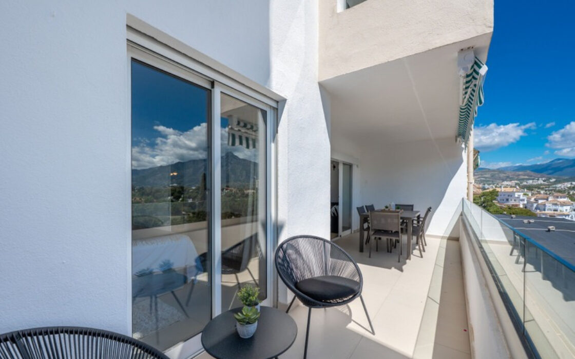 Апартаменты в Нуэва Андалусия, 125 кв.м, с террасой